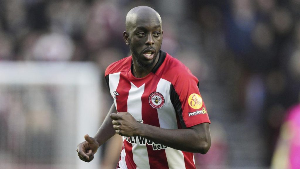 Newcastle’s new signing, Wissa, faces month on sidelines with knee injury, says Howe