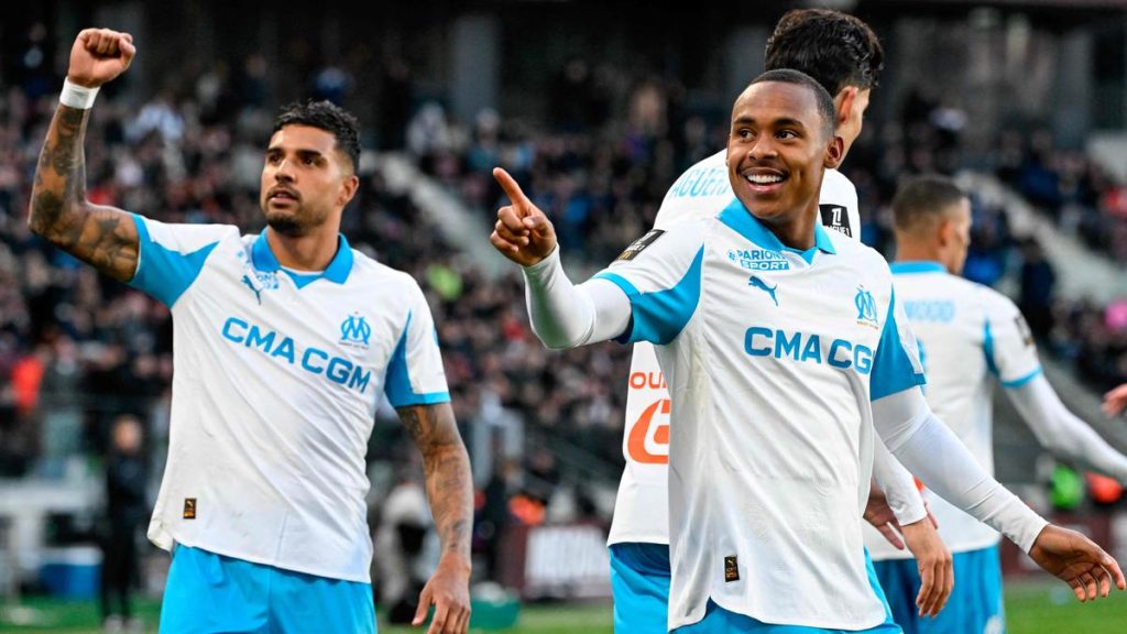 Ligue 1 2025-26: De Zerbi on cloud nine after Olympique de Marseille beats FC Metz to go top of standings