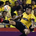 Ecuador international Pineida dies in attack, says club