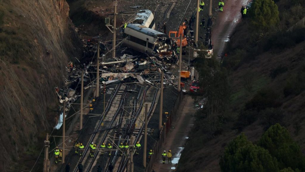 La Liga to hold a minute of silence before games for victims of train crashes