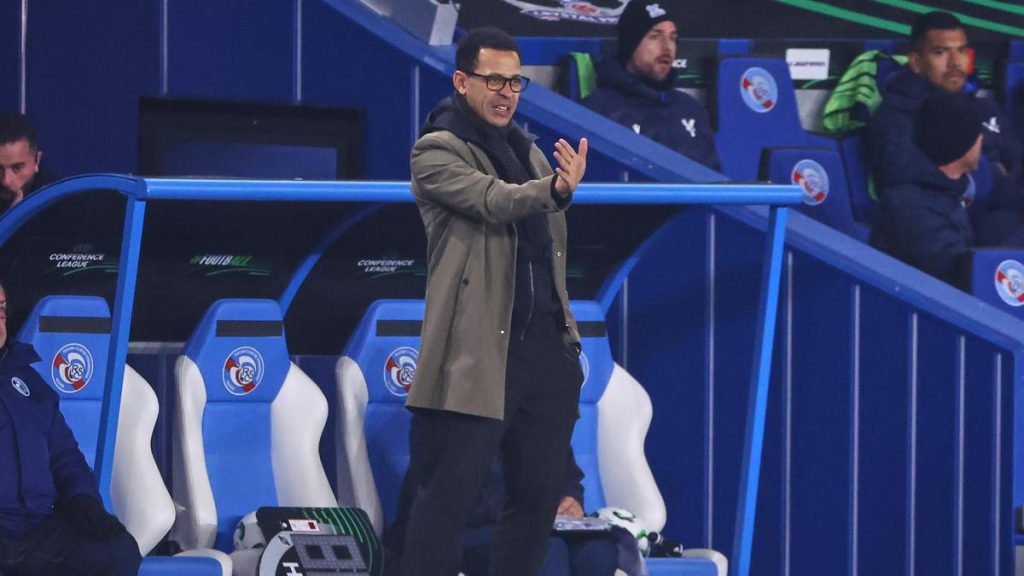 Chelsea announces Liam Rosenior as new head coach on contract until 2032