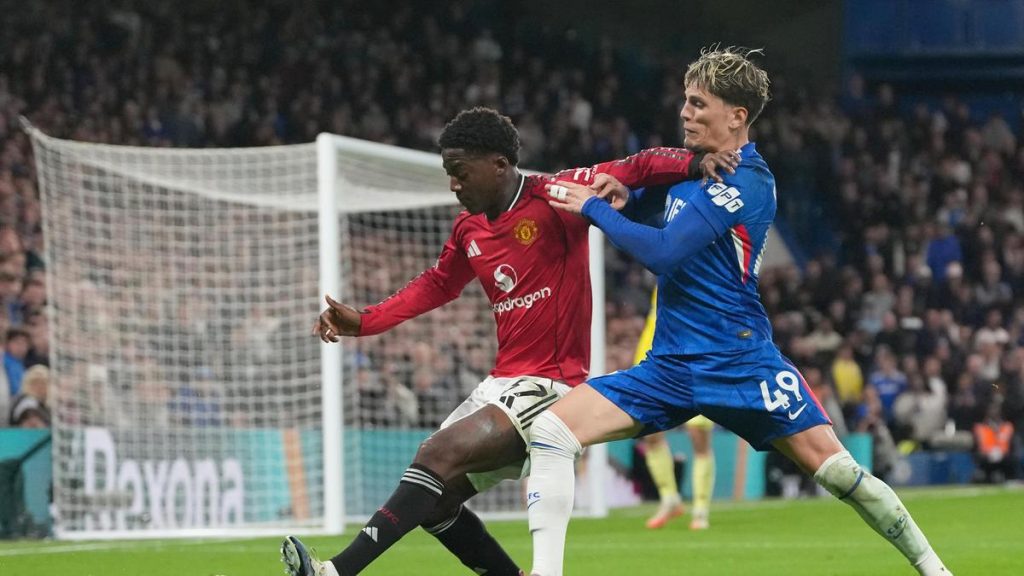 Kobbie Mainoo extends contract with Manchester United until 2031