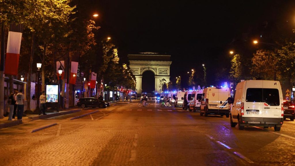 PSG win celebrations turn violent: Fans in Paris clash with police, nearly 130 arrests made